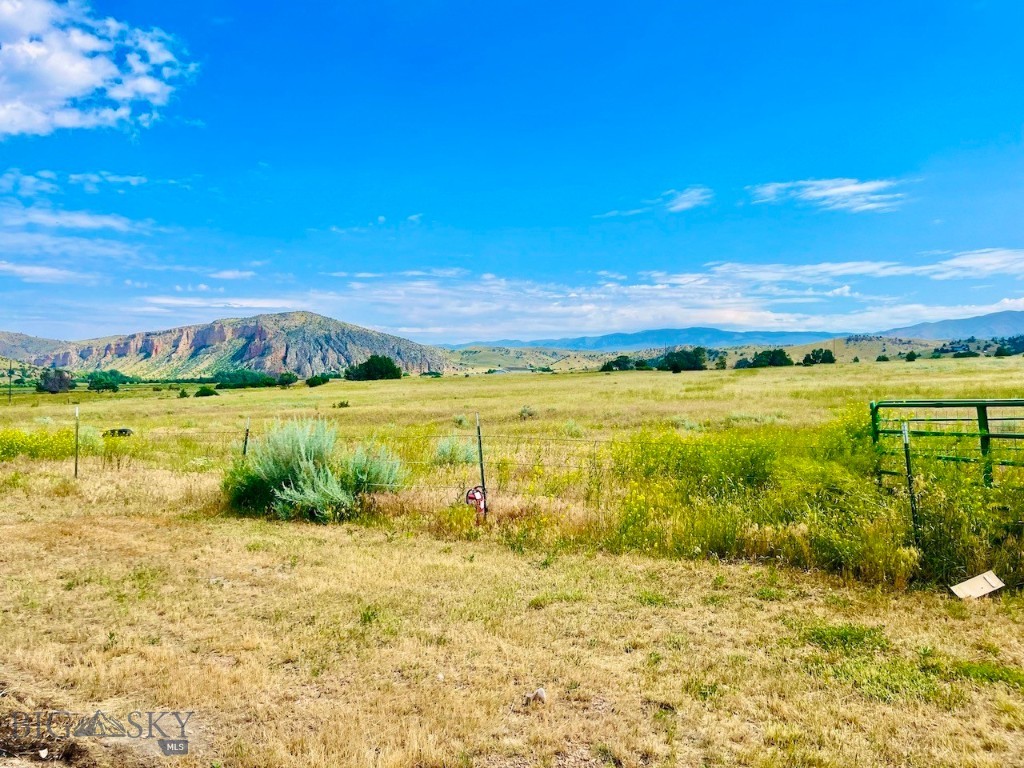 18711 Crystal Mountain Road Ranch, Three Forks MT 59752