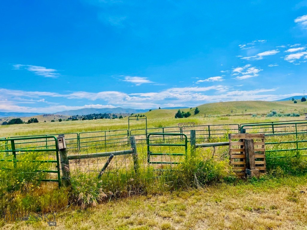 18711 Crystal Mountain Road Ranch, Three Forks MT 59752