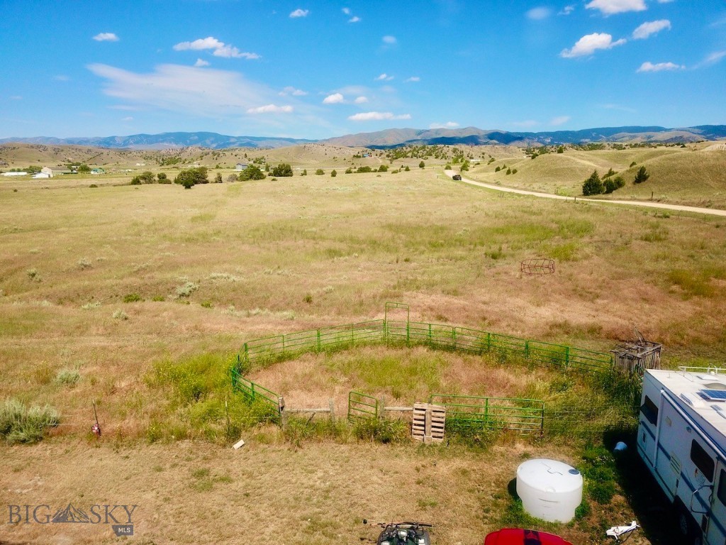 18711 Crystal Mountain Road Ranch, Three Forks MT 59752