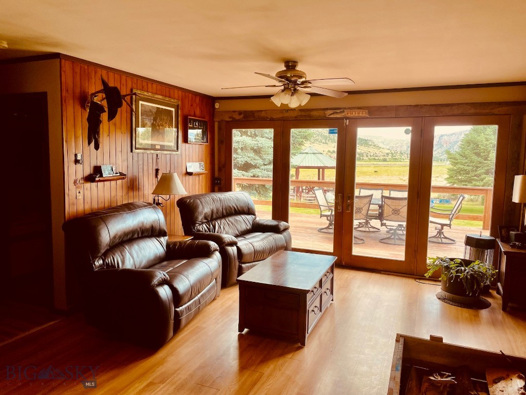 18711 Crystal Mountain Road Ranch, Three Forks MT 59752