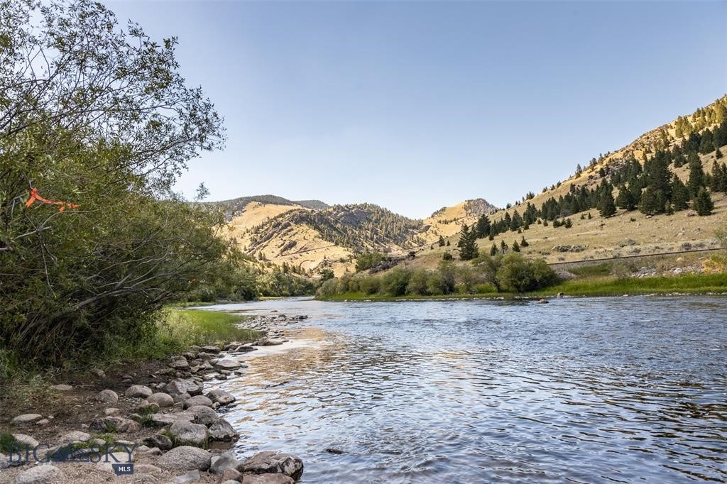895 Lower Canyon Creek Road, Divide MT 59727