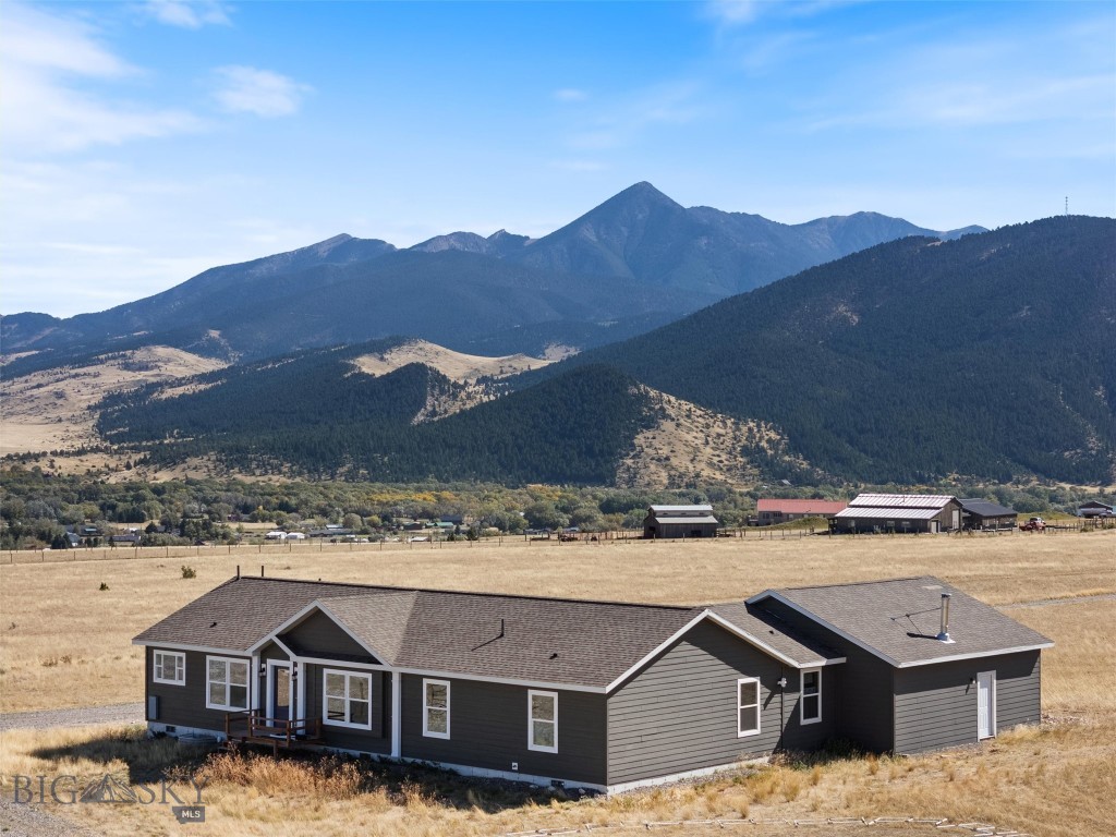 106 Buffalo Trail, Livingston MT 59047