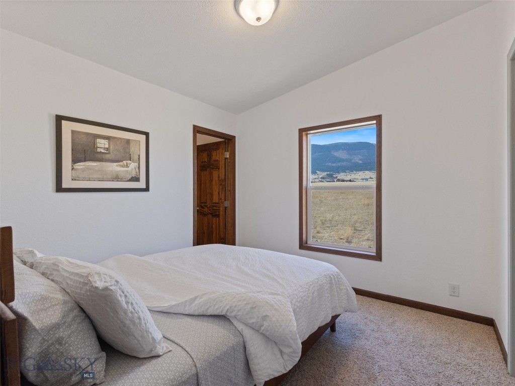 106 Buffalo Trail, Livingston MT 59047