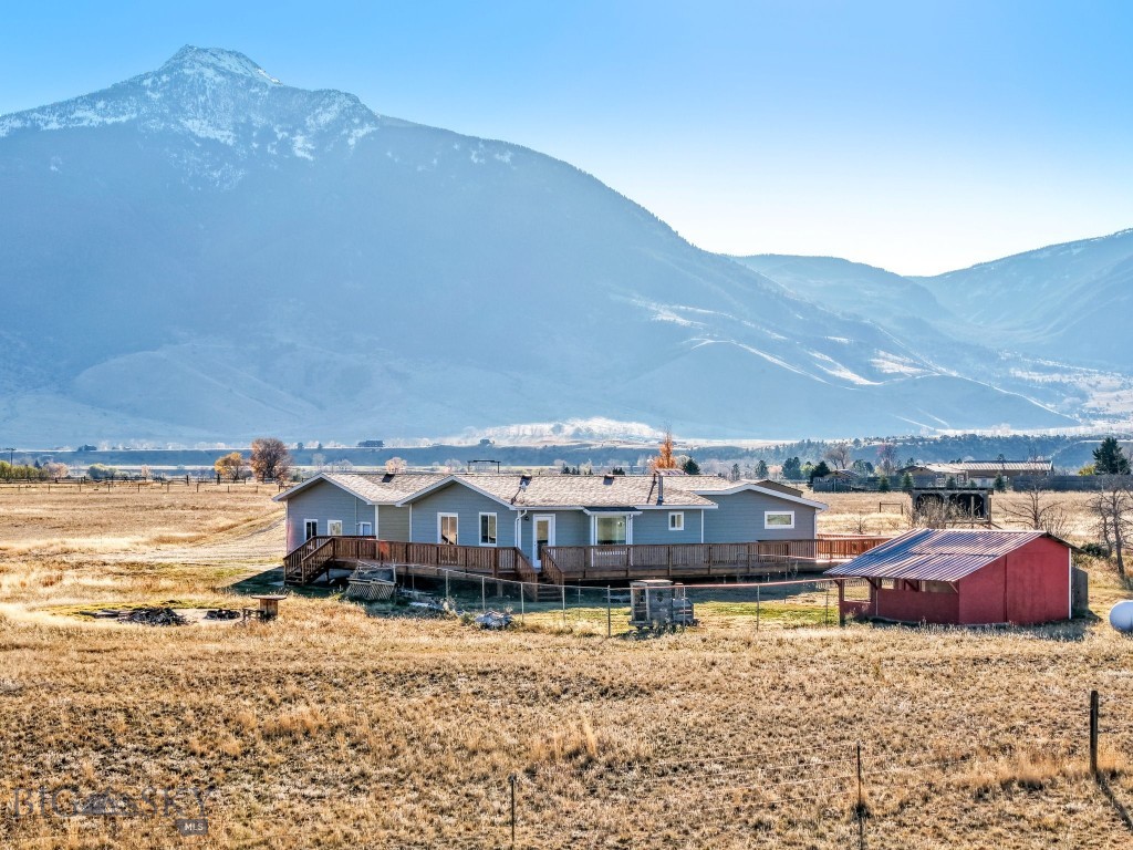 109 Run Way Lane, Livingston MT 59047