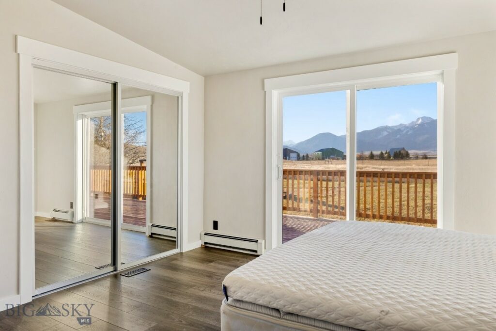 109 Run Way Lane, Livingston MT 59047