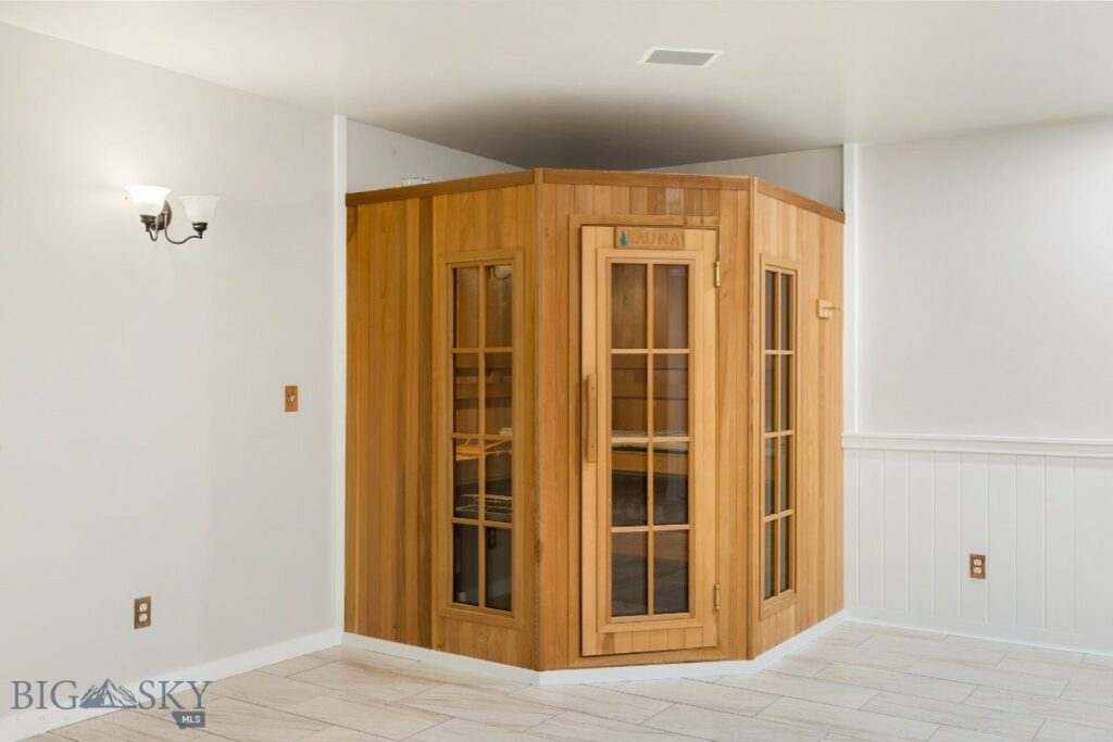 109 Run Way Lane, Livingston MT 59047