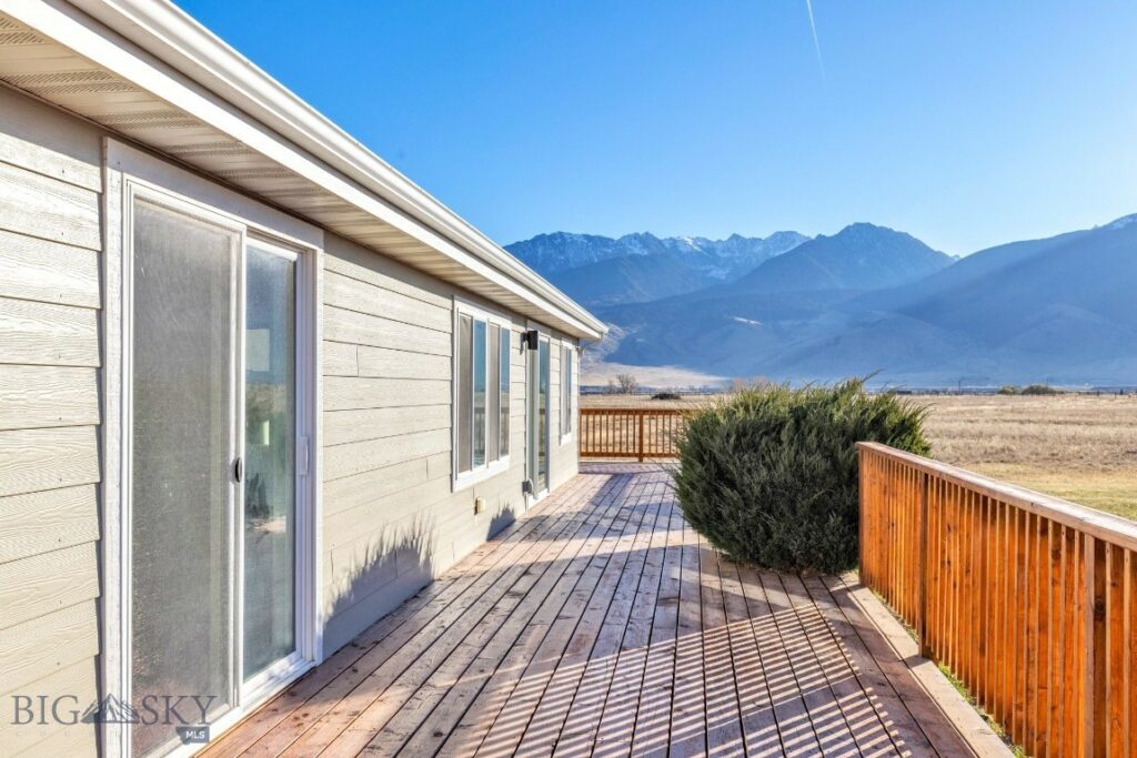 109 Run Way Lane, Livingston MT 59047