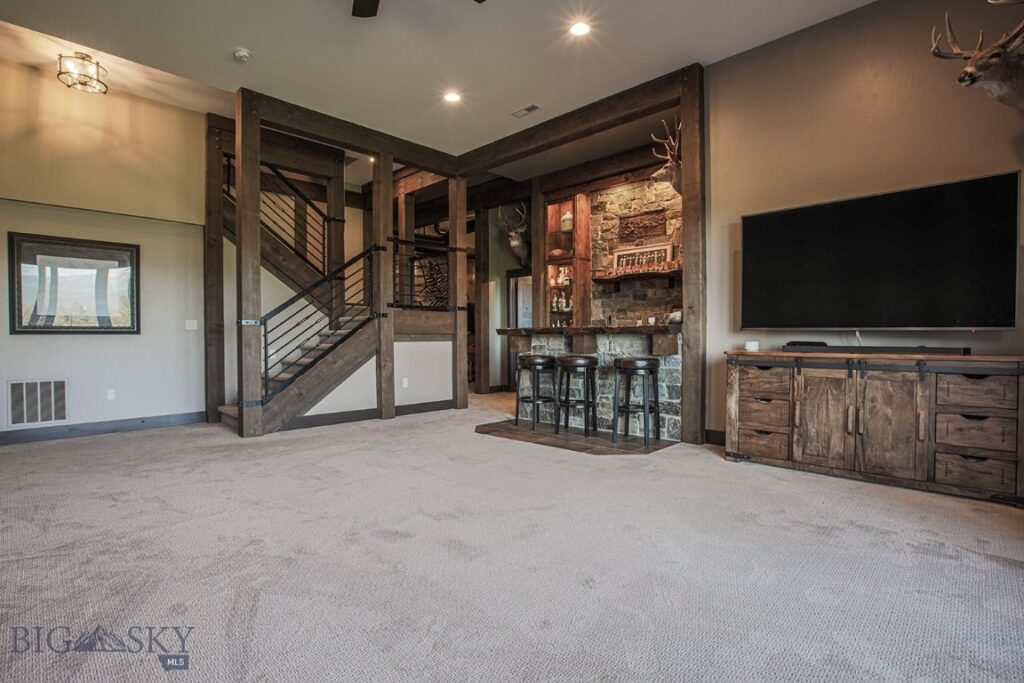 11 Howard Beer Road, Clancy MT 59634