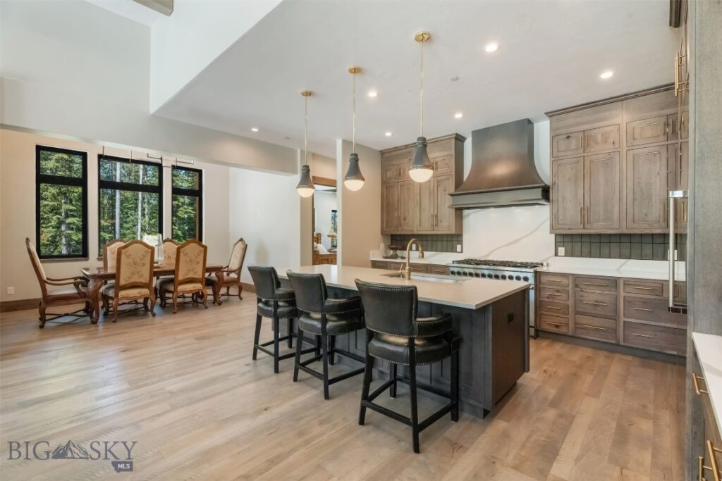 11 Speaking Eagle, Big Sky MT 59716