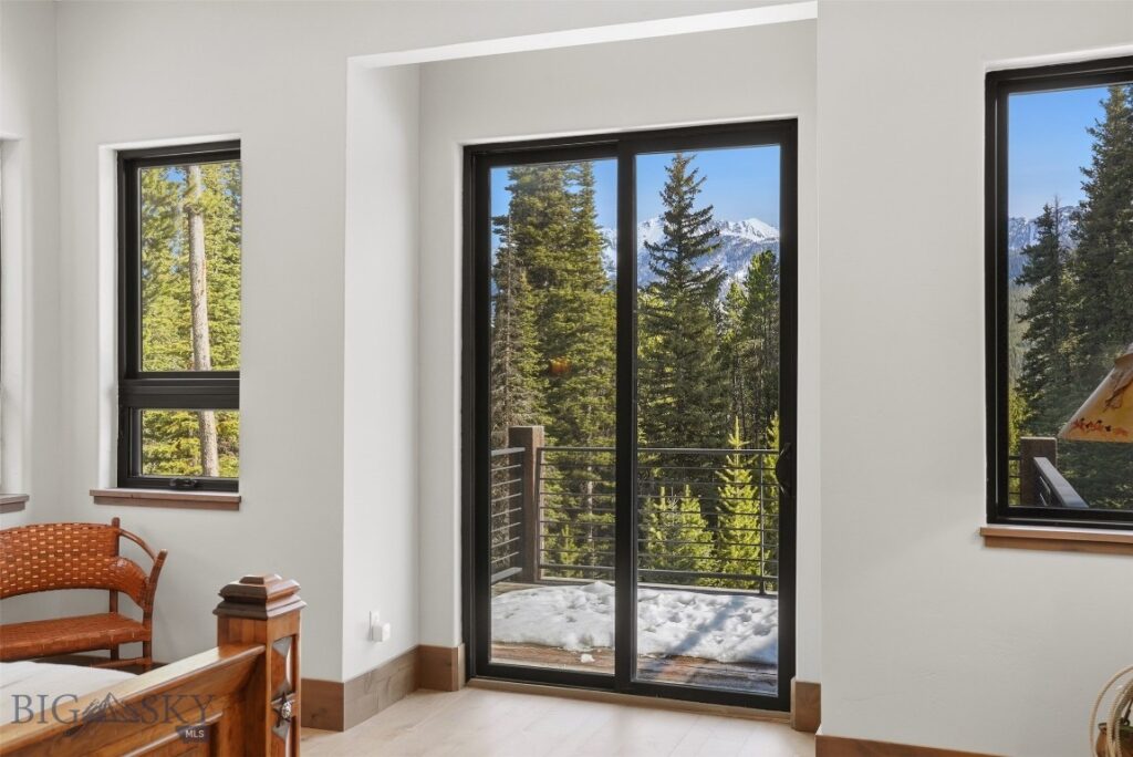 11 Speaking Eagle, Big Sky MT 59716