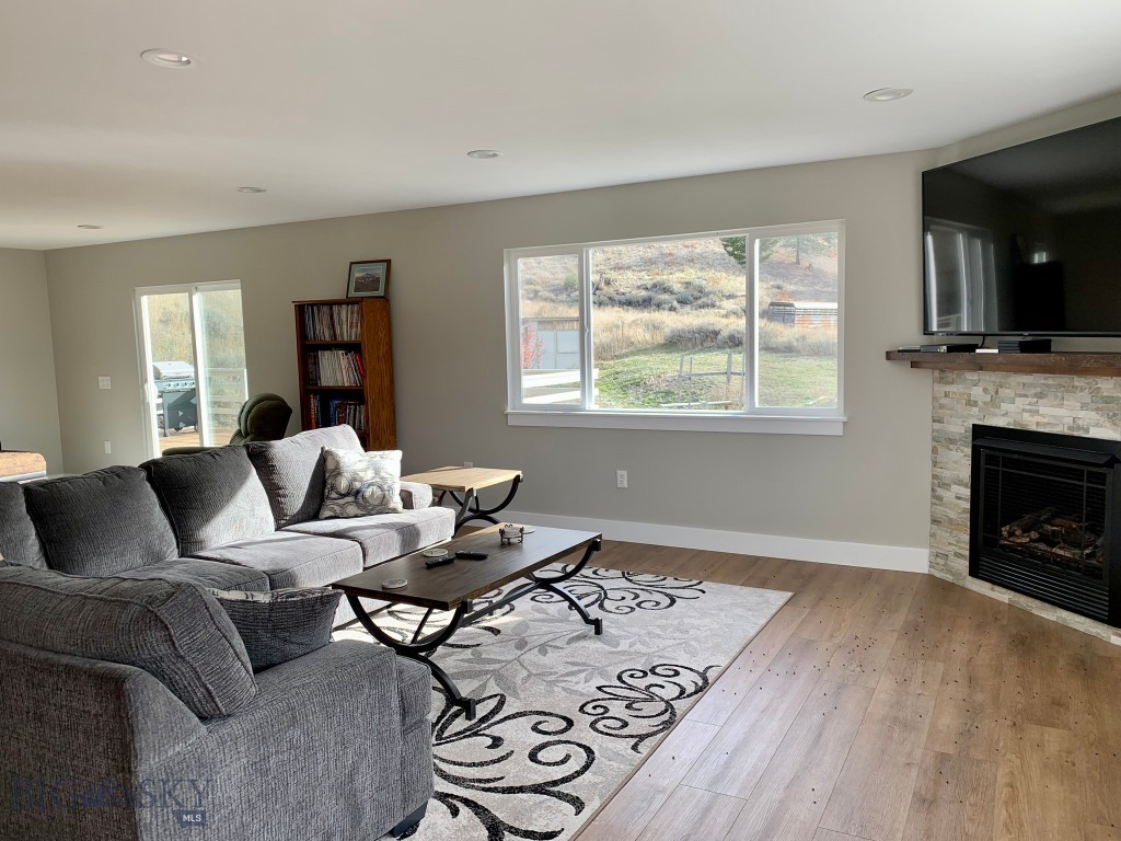11 Upper Greyson Creek Road, Townsend MT 59644