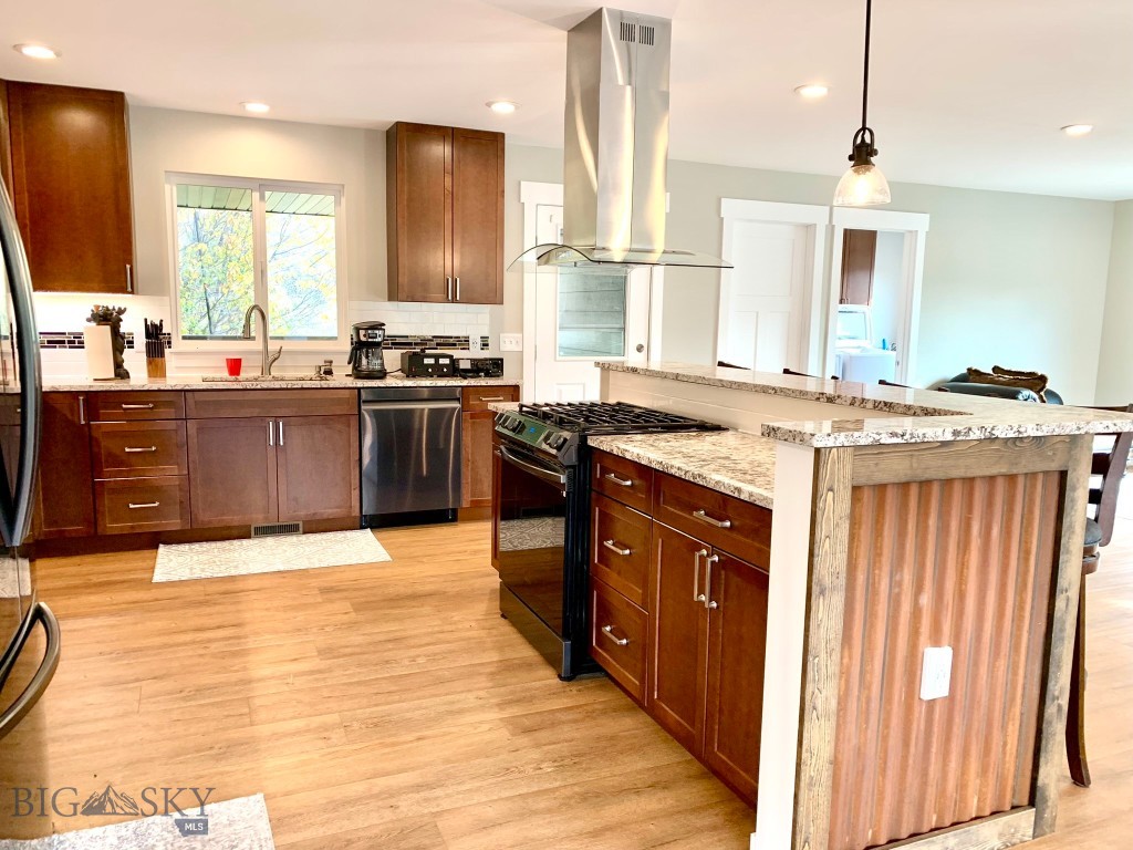 11 Upper Greyson Creek Road, Townsend MT 59644
