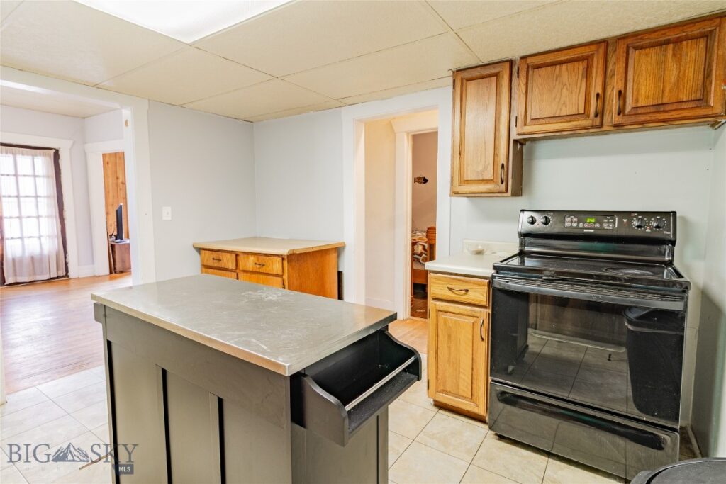 1111 E 2nd, Butte MT 59701