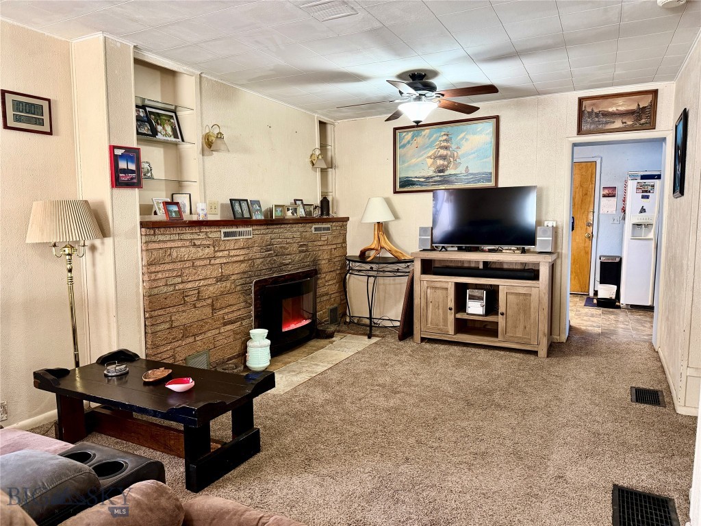 1122 Saint Charles Street, Fort Benton MT 59442