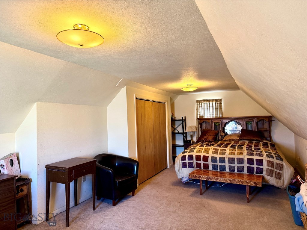 1122 Saint Charles Street, Fort Benton MT 59442