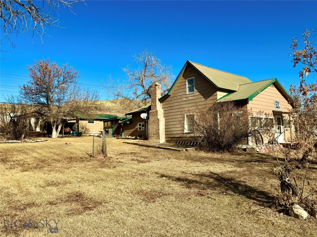 1122 Saint Charles Street, Fort Benton MT 59442