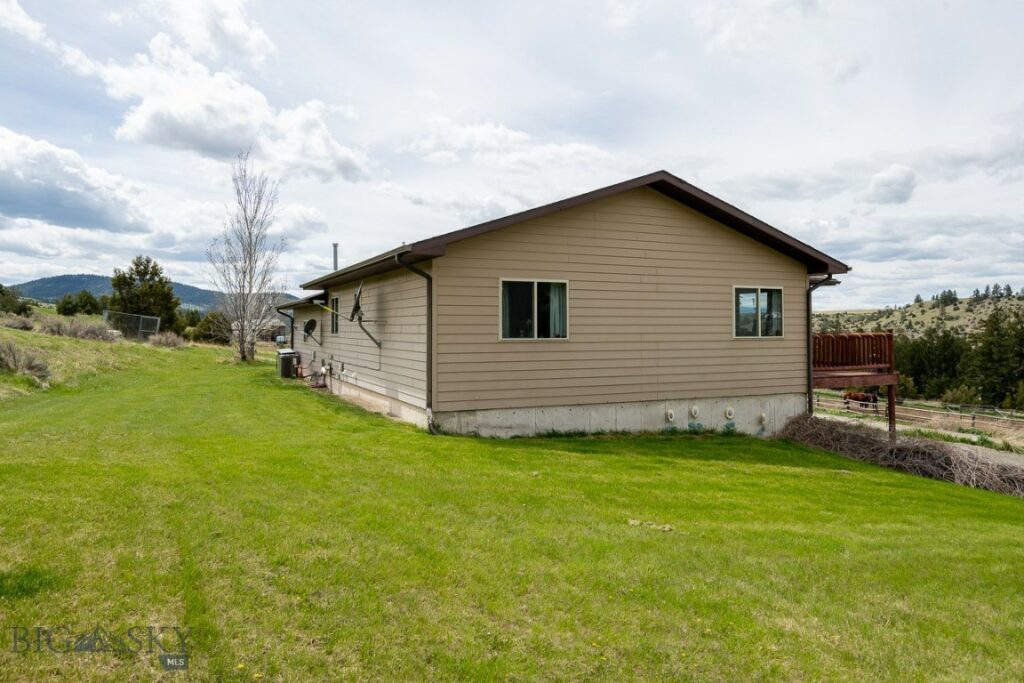 1146 US Highway 12 E, Townsend MT 59644