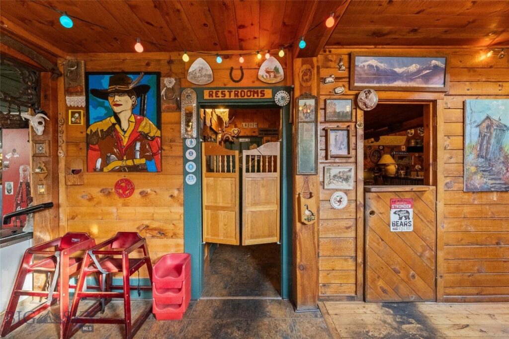 118 & 118 1/2 W Wallace Street, Virginia City MT 59755