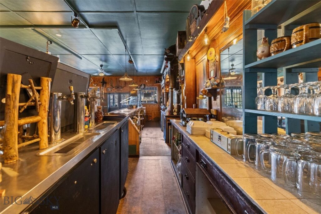 118 & 118 1/2 W Wallace Street, Virginia City MT 59755