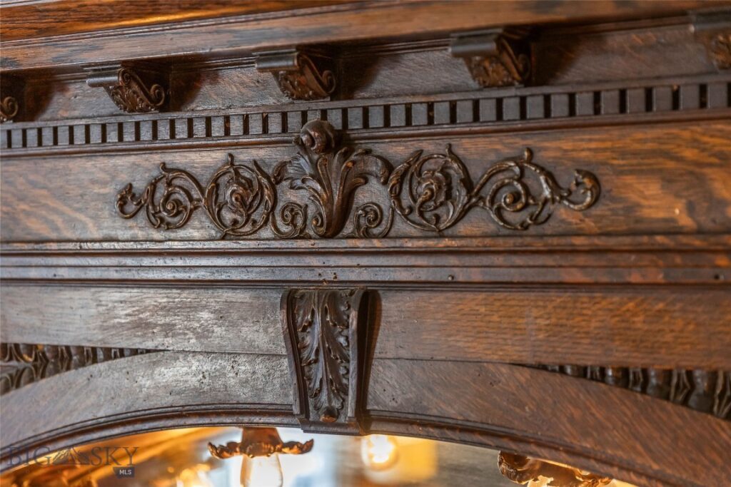 118 & 118 1/2 W Wallace Street, Virginia City MT 59755