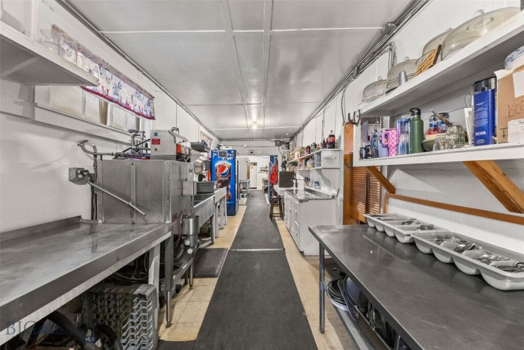 118 & 118 1/2 W Wallace Street, Virginia City MT 59755