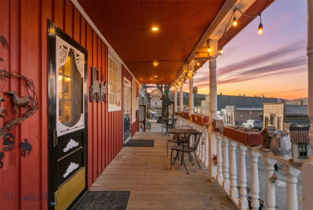 118 & 118 1/2 W Wallace Street, Virginia City MT 59755