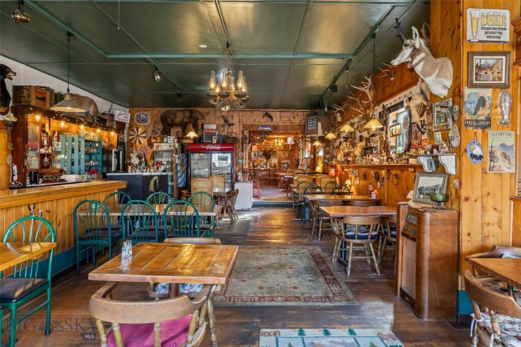 118 & 118 1/2 W Wallace Street, Virginia City MT 59755