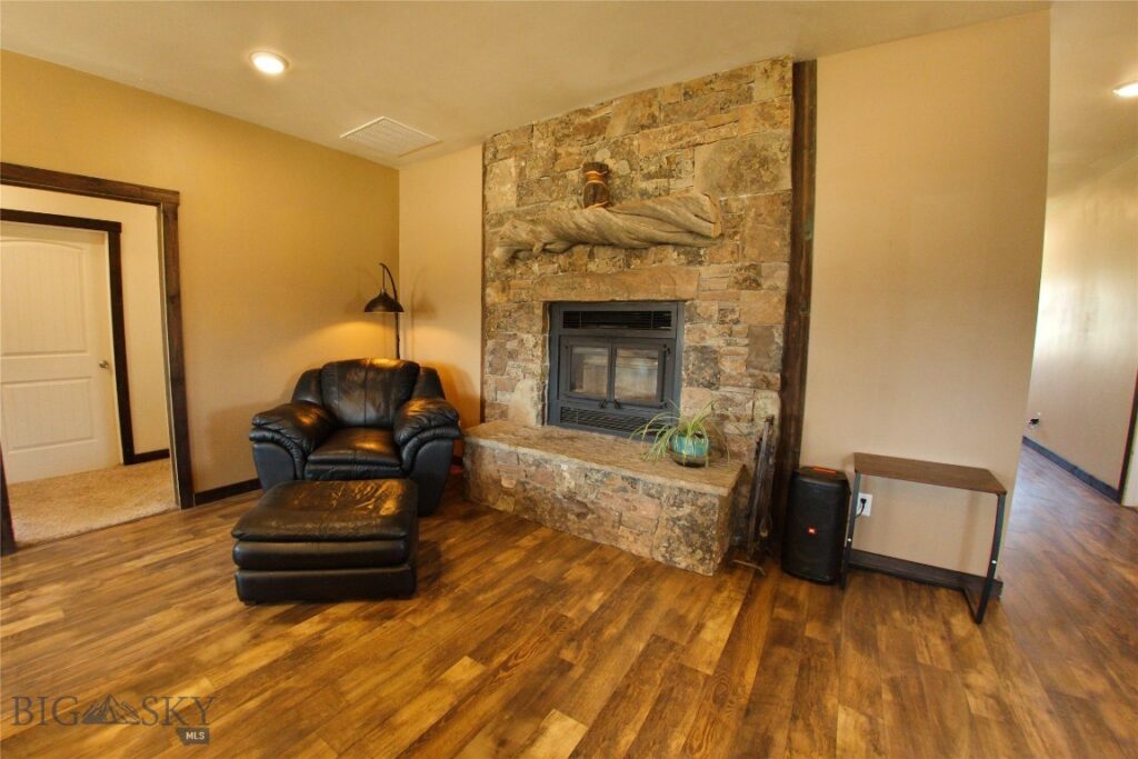 11892 Old Coach Road, Three Forks MT 59752