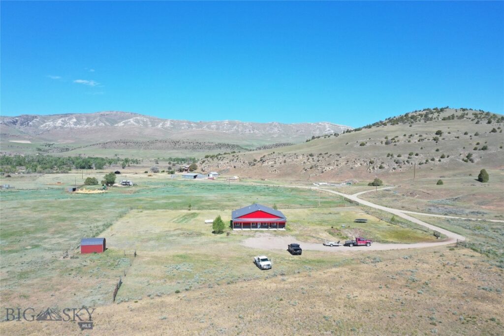 11892 Old Coach Road, Three Forks MT 59752