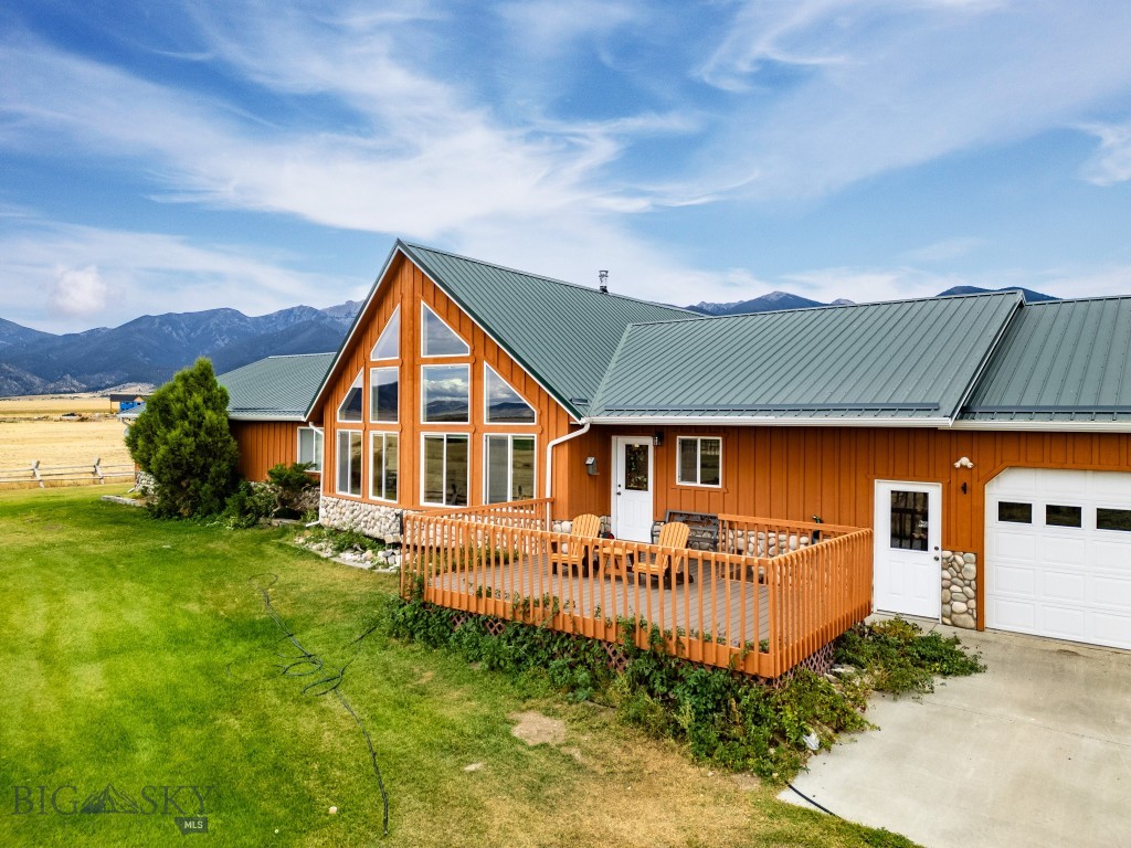 12 Bench Road, Whitehall MT 59759