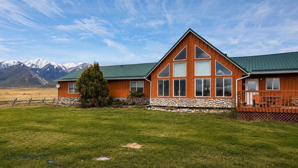 12 Bench Road, Whitehall MT 59759