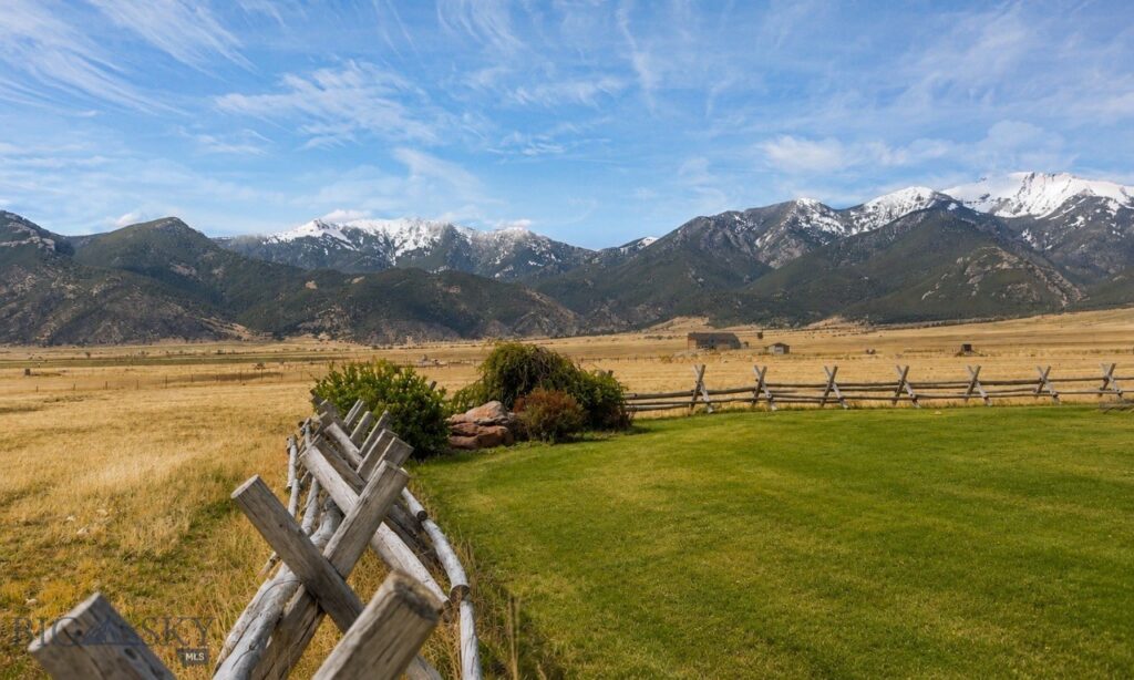 12 Bench Road, Whitehall MT 59759