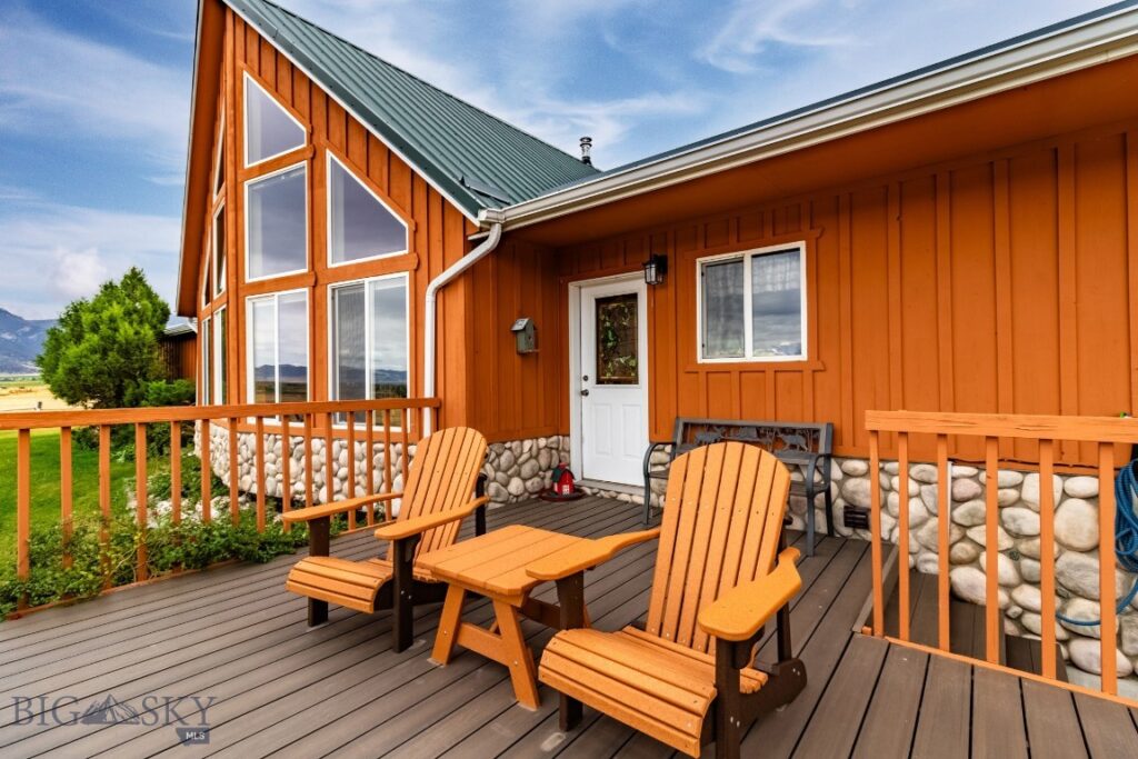 12 Bench Road, Whitehall MT 59759