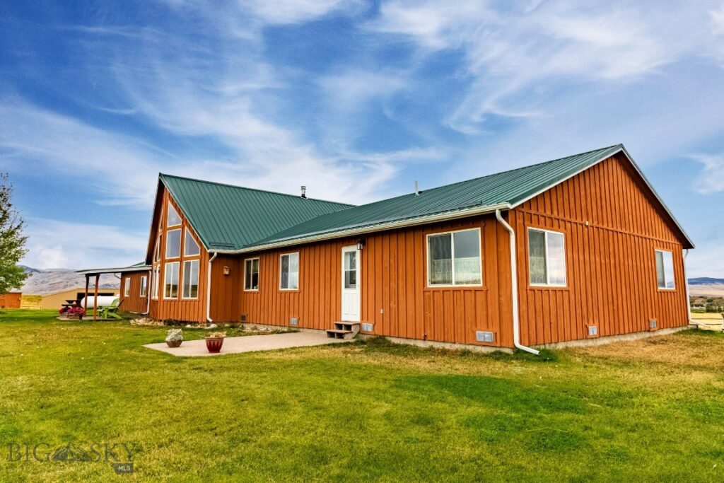 12 Bench Road, Whitehall MT 59759