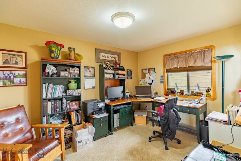 12 Bench Road, Whitehall MT 59759