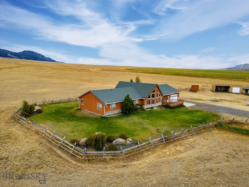12 Bench Road, Whitehall MT 59759