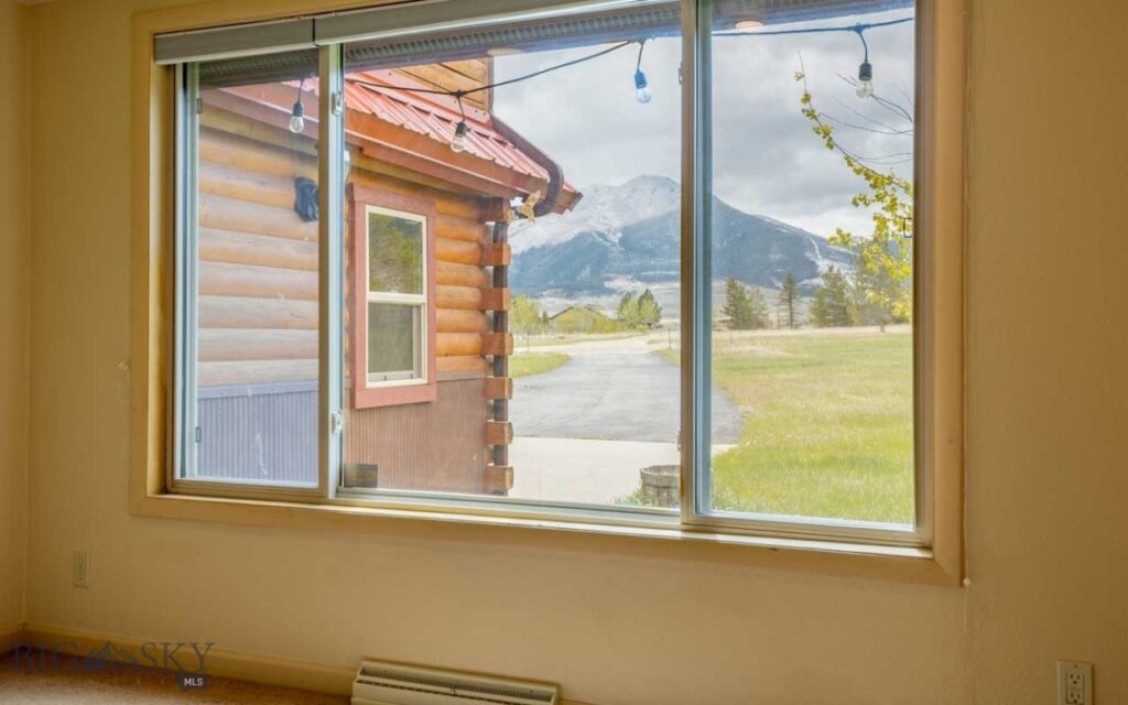12 Comanche, Red Lodge MT 59068