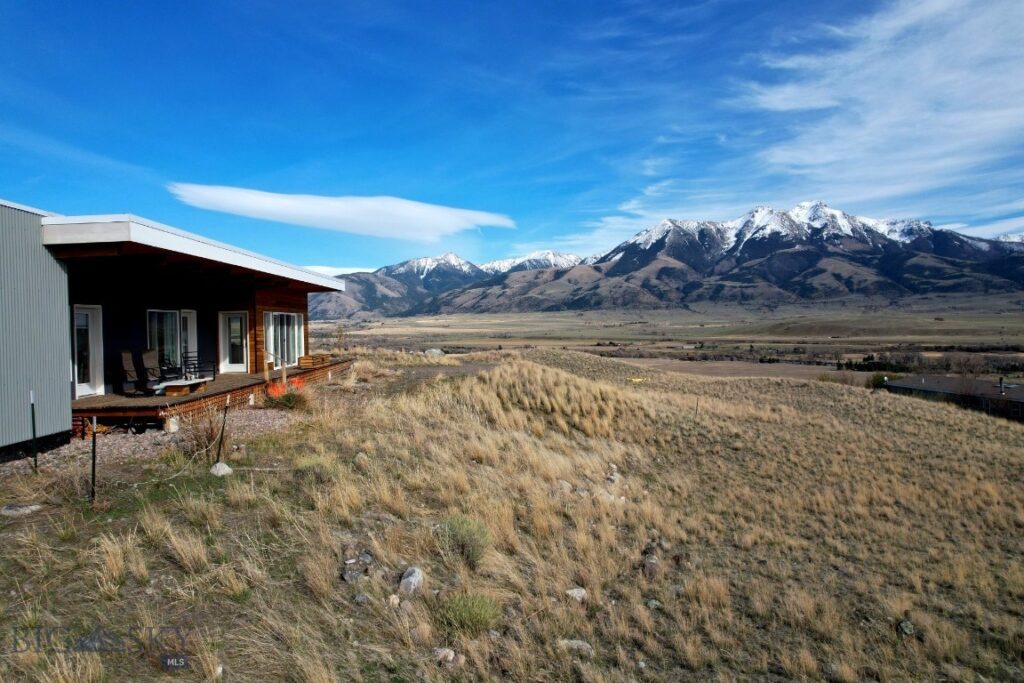 120 Arcturus Drive, Emigrant MT 59027