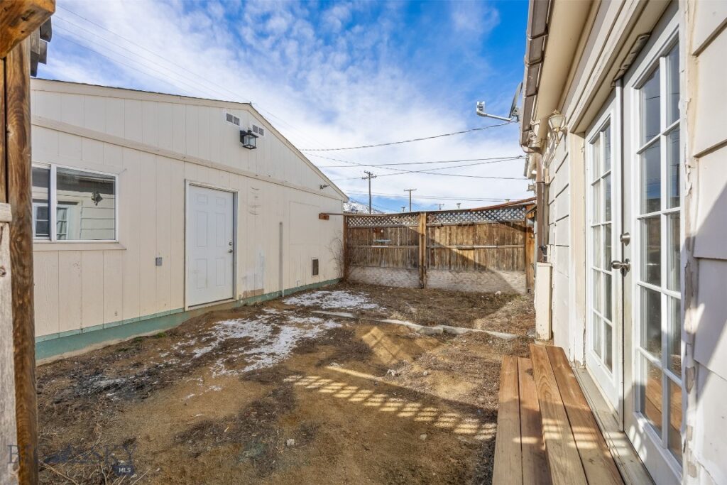 1207 E 5th Street, Anaconda MT 59711