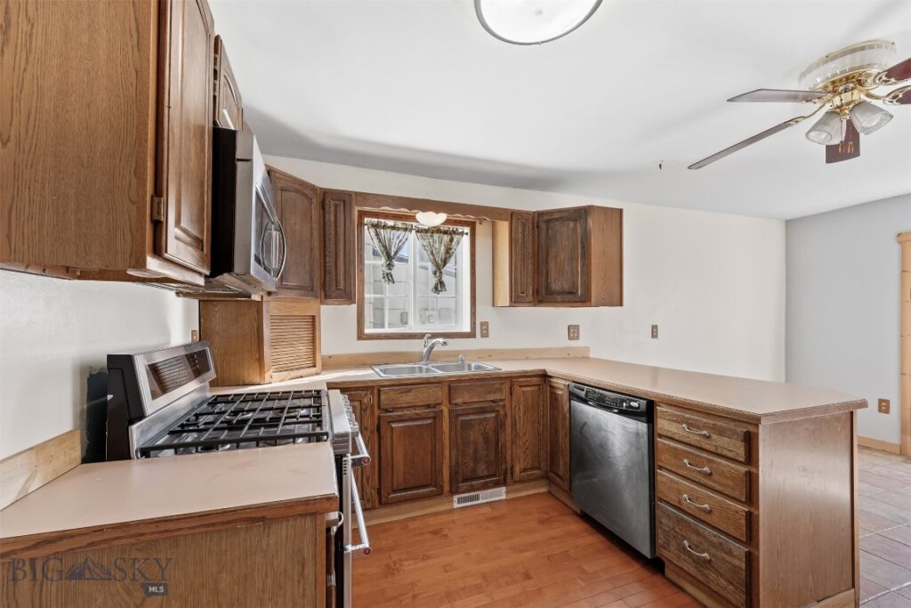 1207 E 5th Street, Anaconda MT 59711