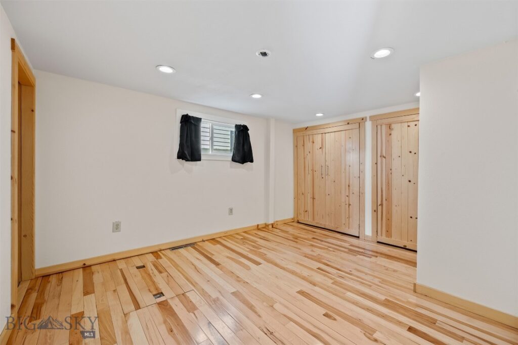 1207 E 5th Street, Anaconda MT 59711