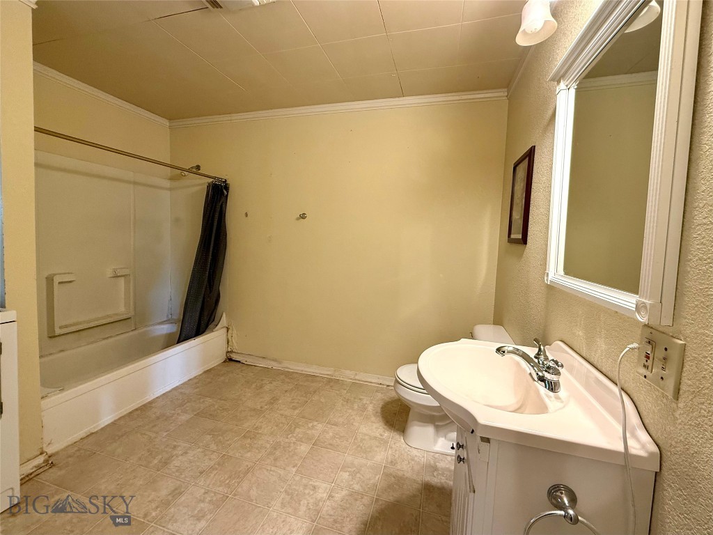 1210 Idaho Street, Deer Lodge MT 59722