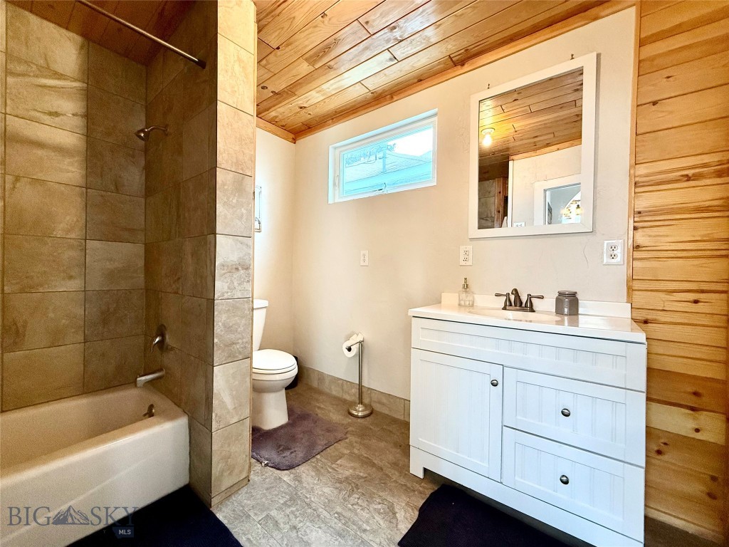 1212 Idaho Street, Deer Lodge MT 59722