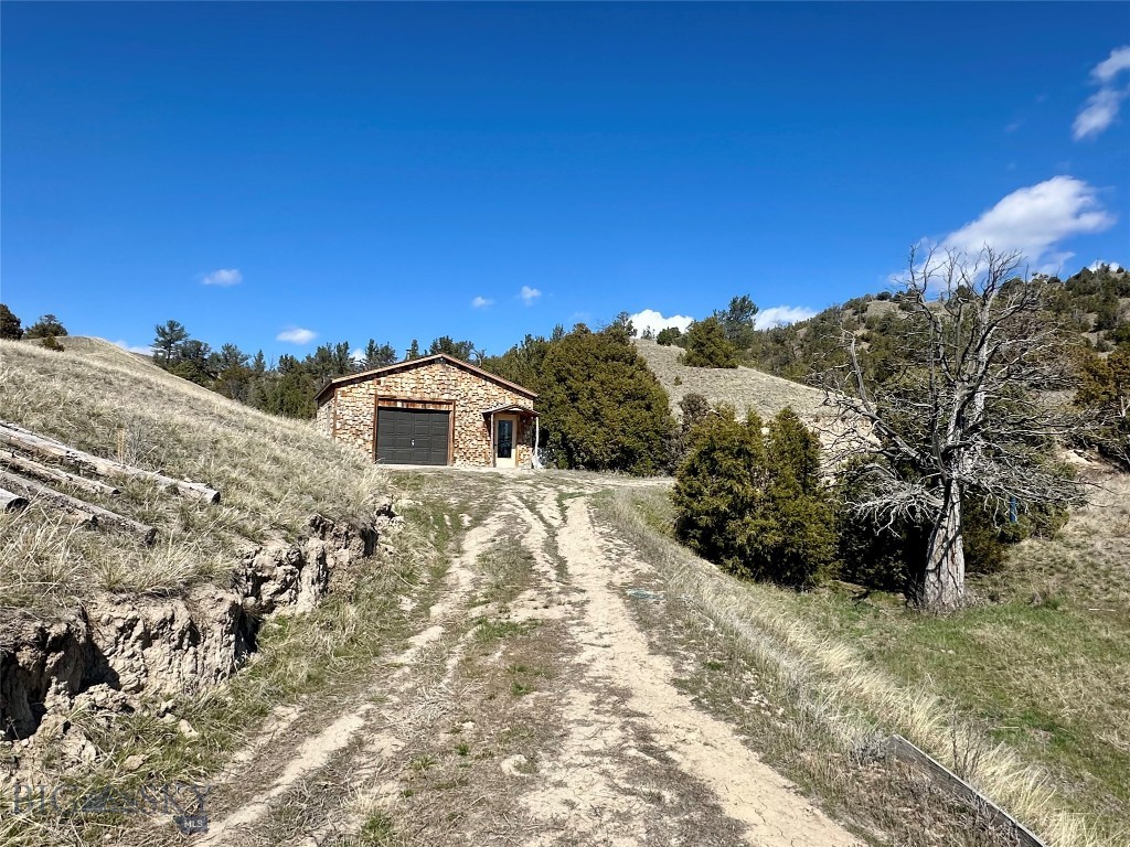 12193 Old Coach Road, Three Forks MT 59752