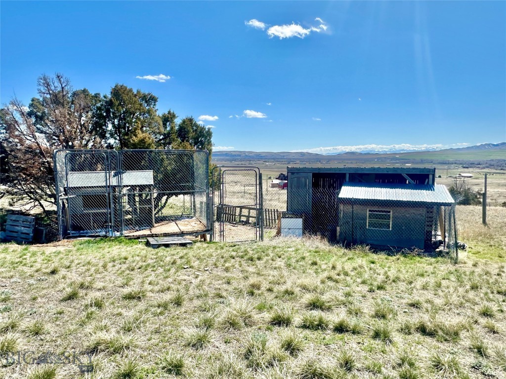 12193 Old Coach Road, Three Forks MT 59752