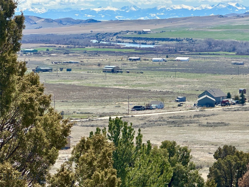 12193 Old Coach Road, Three Forks MT 59752