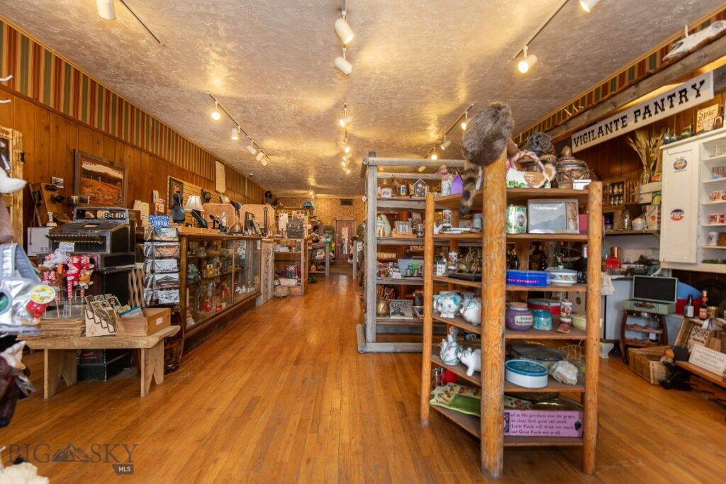 122 W Wallace Street, Virginia City MT 59755