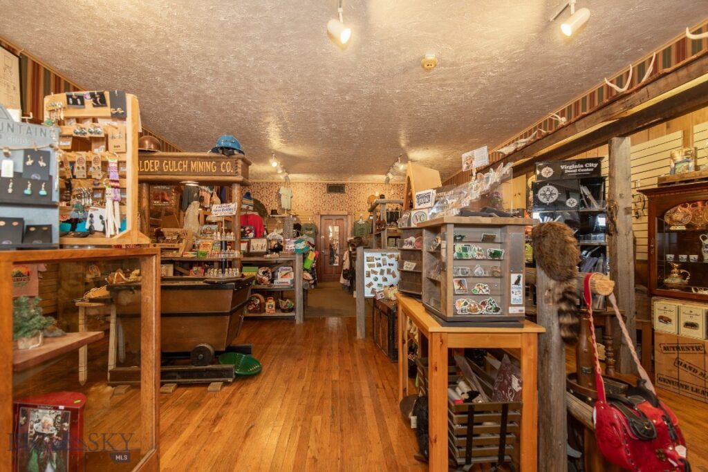 122 W Wallace Street, Virginia City MT 59755