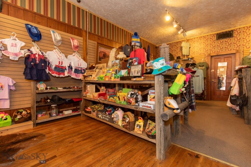 122 W Wallace Street, Virginia City MT 59755