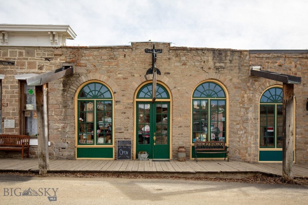 122 W Wallace Street, Virginia City MT 59755